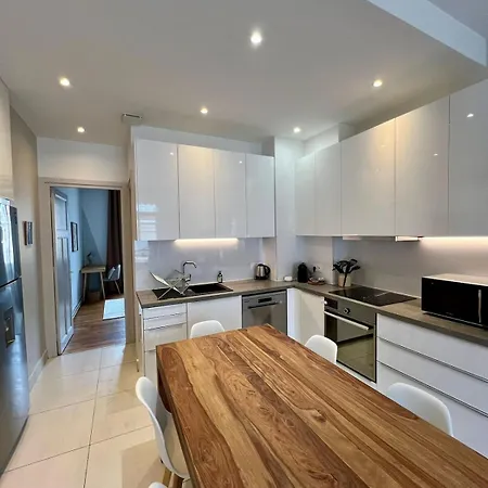 Elegant Championnet - 3 - Parking Prive Apartmán *